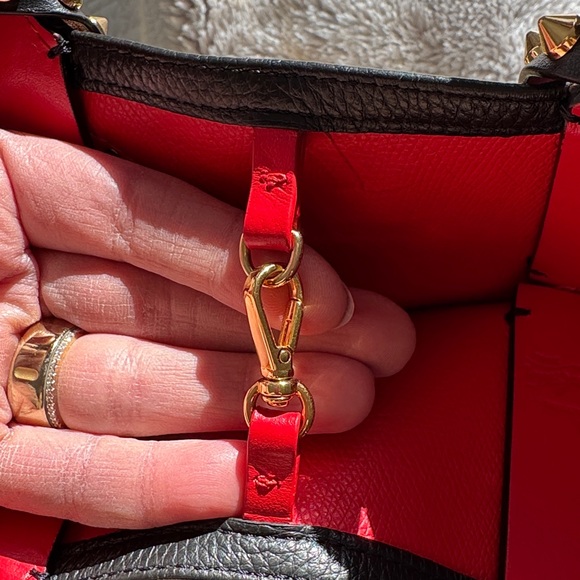 CHRISTIAN LOUBOUTIN Cabata Small Love Calf Paris Tote Bag studded stud sparkly - Picture 8 of 16